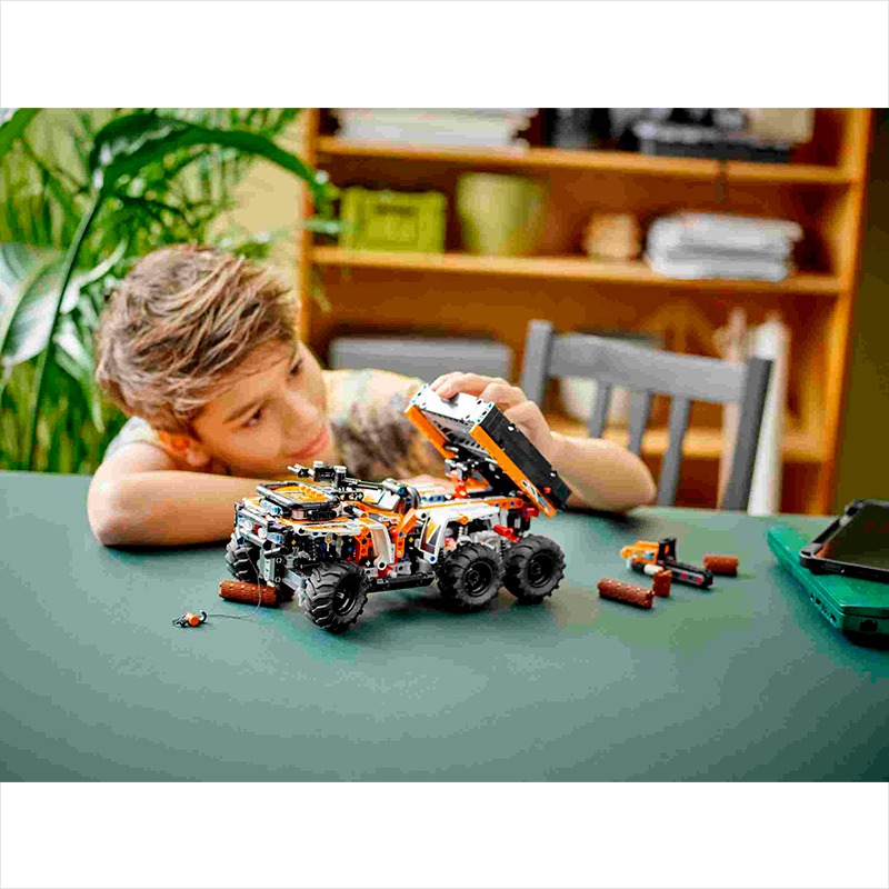LEGO Technic All Terrain Vehicle Building Set